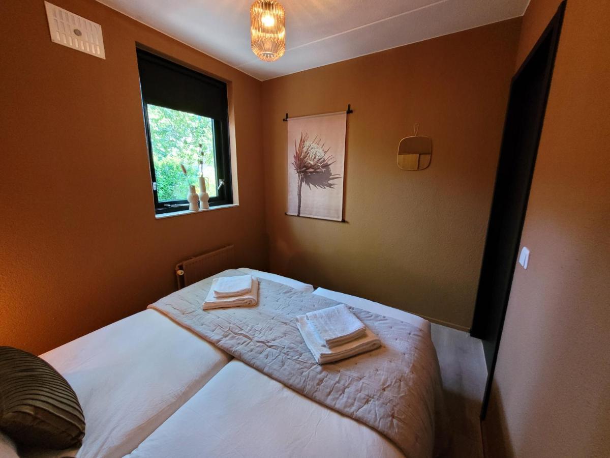 Retro Chic Wellness Met Hottub & Sauna Ewijk ภายนอก รูปภาพ