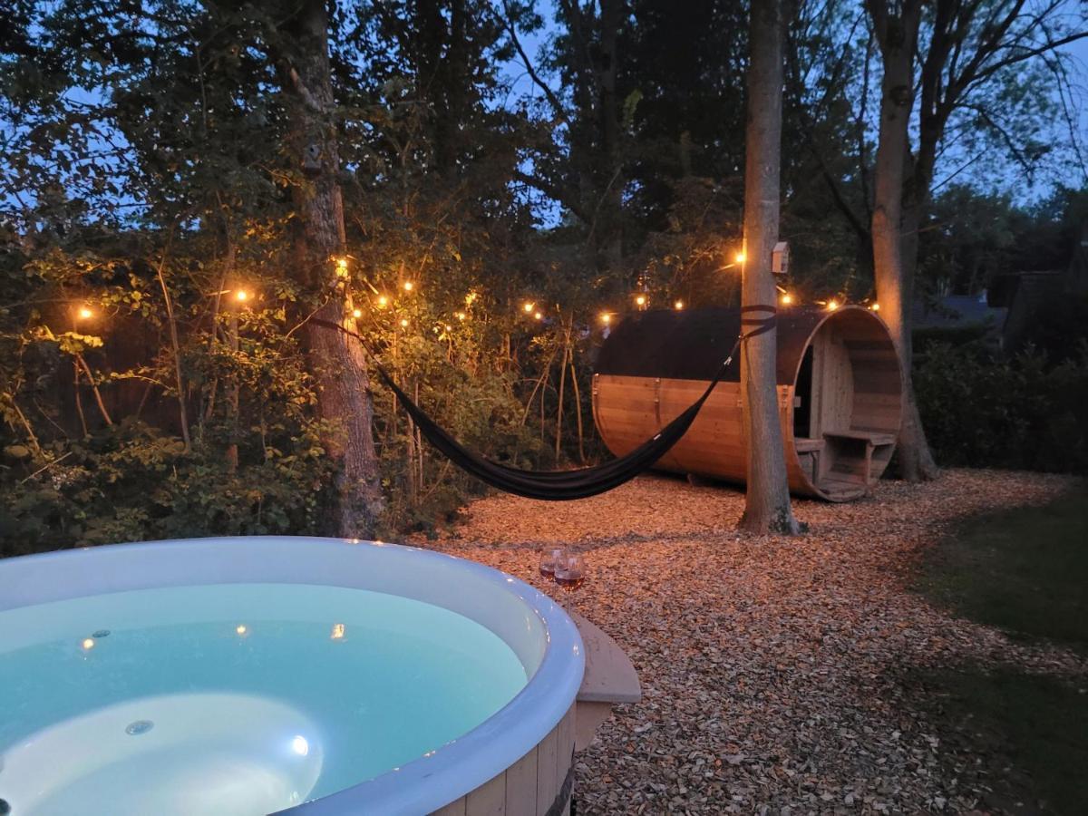 Retro Chic Wellness Met Hottub & Sauna Ewijk ภายนอก รูปภาพ